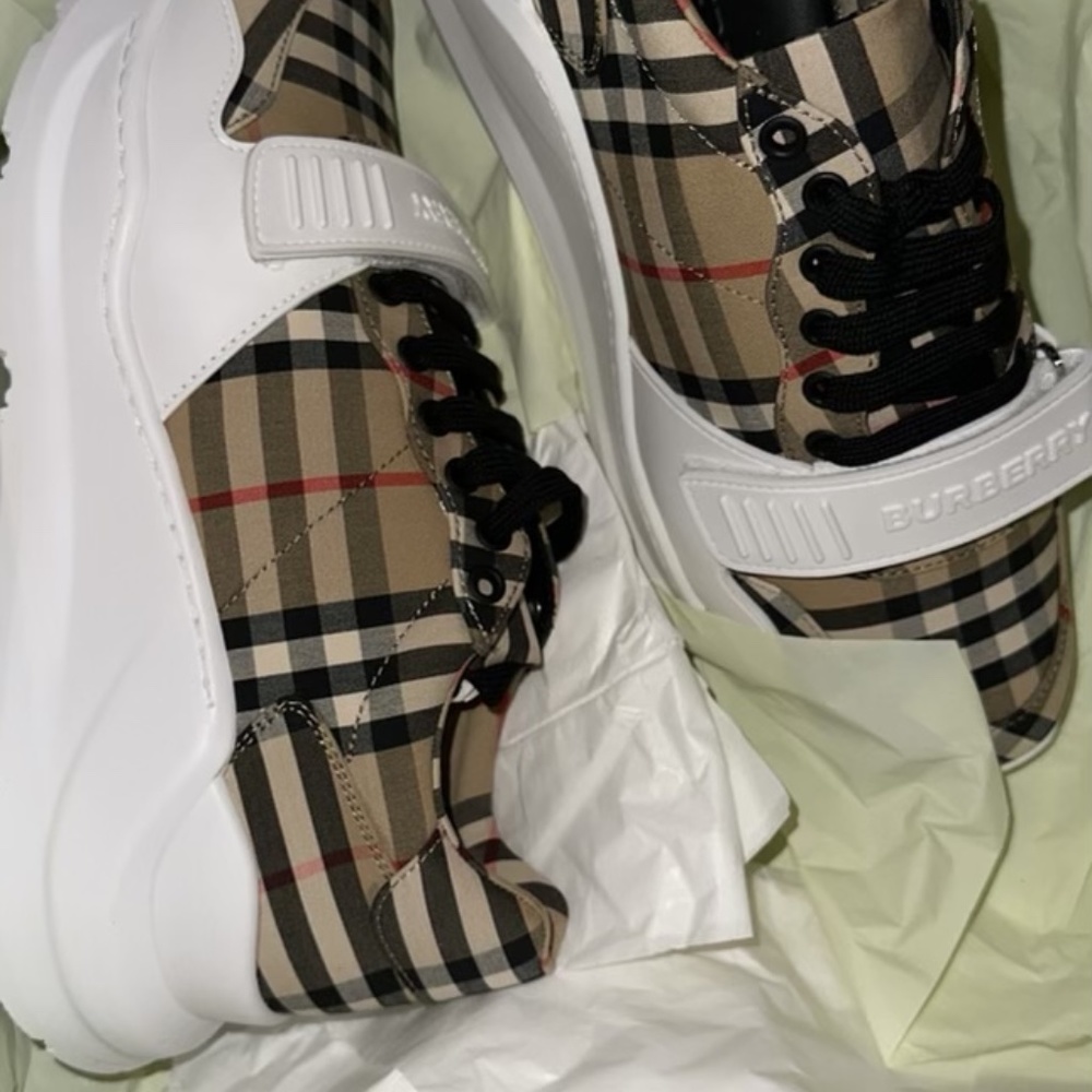Burberry Shoes